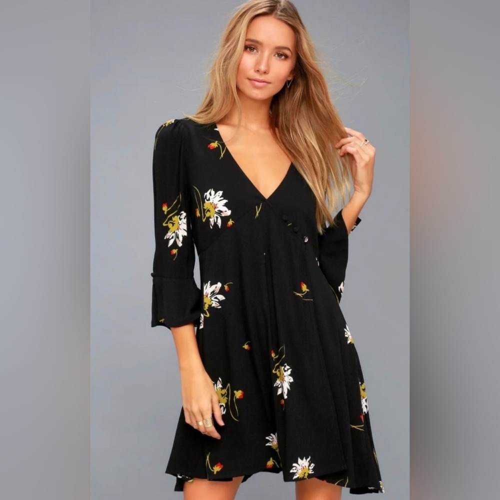 Free People Black Floral Long Sleeve Wrap Dress Size small # 627
